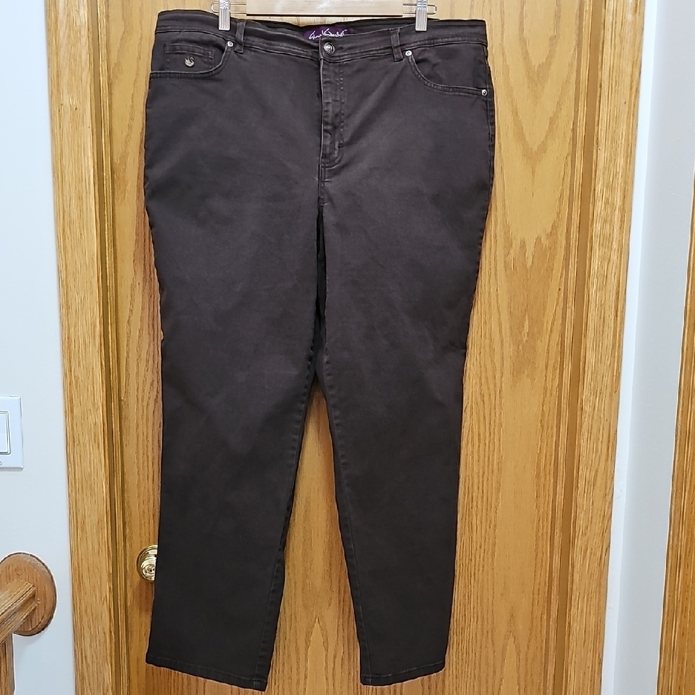 Gloria Vanderbilt Chocolate Brown Jeans